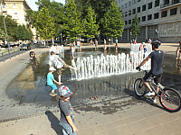 18.08.2012 16:49:09
Fujifilm FinePix HS20EXR
Budapest (Heimfahrt)
Rumänien 2012
Rumänien