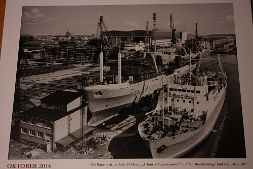 © <a class='unglow' target='_blank' href='https://de.wikipedia.org/wiki/Harry_Hardenberg'>Harry Hardenberg</a>
16.10.2015 23:05:37
Stralsund, wie es gestern war
Galerie © <a class='unglow' target='_blank' href='https://de.wikipedia.org/wiki/Harry_Hardenberg'>Harry Hardenberg</a>
16.10.2015 23:05:37
Stralsund, wie es gestern war
Galerie