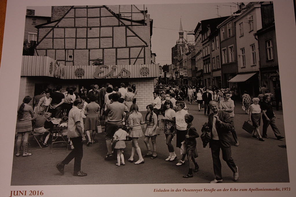 © <a class='unglow' target='_blank' href='https://de.wikipedia.org/wiki/Harry_Hardenberg'>Harry Hardenberg</a>
Eisladen Ecke Ossenreyer Str. / Apollonienmakt 1973
16.10.2015 23:05:05
Stralsund, wie es gestern war
Galerie © <a class='unglow' target='_blank' href='https://de.wikipedia.org/wiki/Harry_Hardenberg'>Harry Hardenberg</a>
Eisladen Ecke Ossenreyer Str. / Apollonienmakt 1973
16.10.2015 23:05:05
Stralsund, wie es gestern war
Galerie